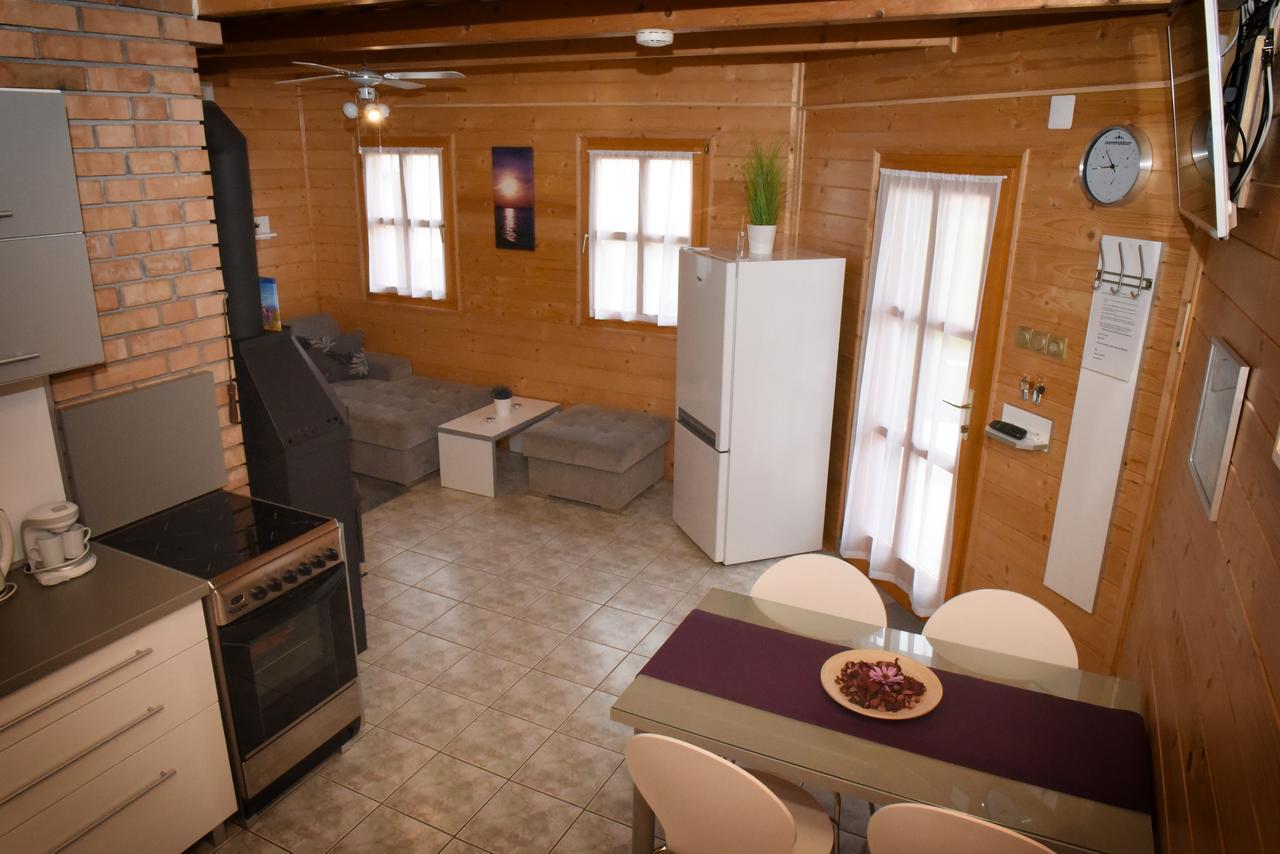 Vila Velence Korzo Pihenohaz Kapolnasnyek Exteriér fotografie